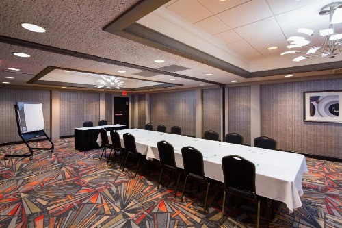 Holiday Inn Milwaukee Riverfront an IHG Hotel - image 28