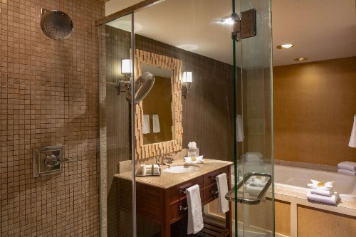 Hilton Milwaukee City Center - image 23