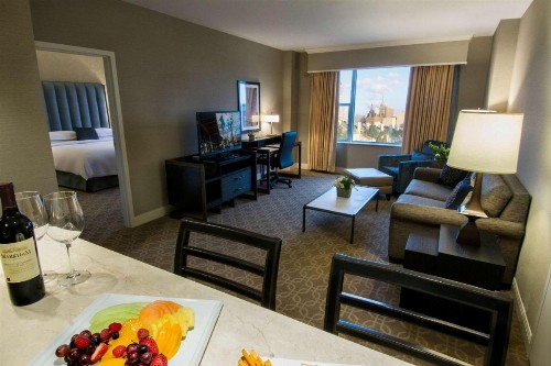 Hilton Milwaukee City Center - image 32