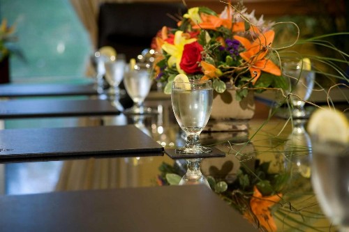 Hilton Garden Inn Milwaukee Northwest Conference Center - image 12