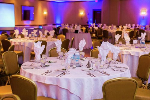 Hilton Garden Inn Milwaukee Northwest Conference Center - image 27