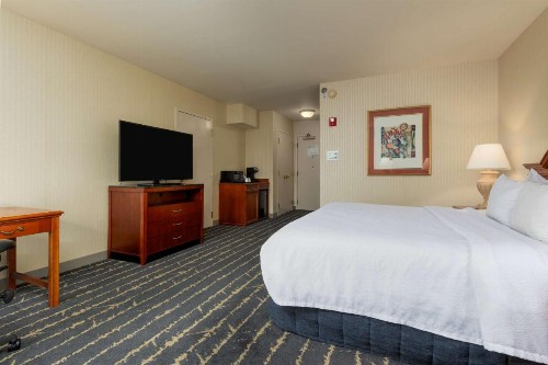 Hilton Garden Inn Milwaukee Northwest Conference Center - image 35