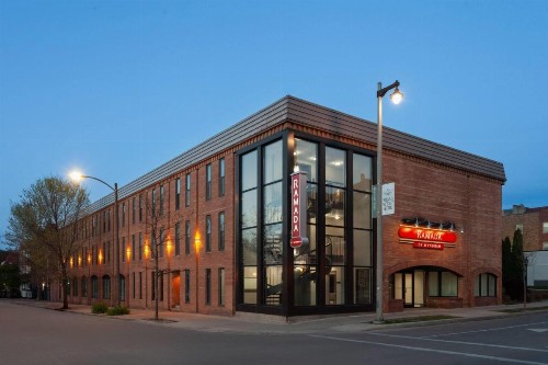 Ambassador Inn At Marquette - image 48