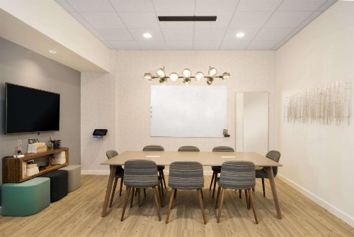 Sonesta Milwaukee West - image 37