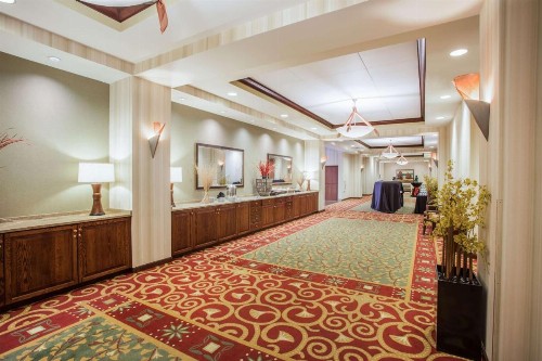 Sonesta Milwaukee West - image 46