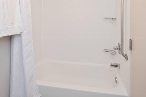 Courtyard by Marriott Milwaukee North/Brown Deer - image 3