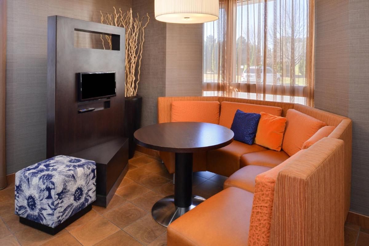 Courtyard by Marriott Milwaukee North/Brown Deer - image 6