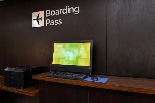 Courtyard by Marriott Milwaukee North/Brown Deer - image 9
