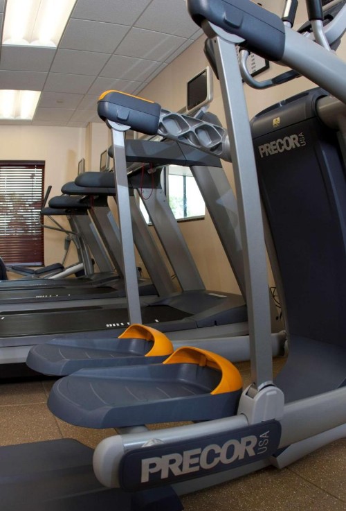Hilton Garden Inn Milwaukee Airport - image 19