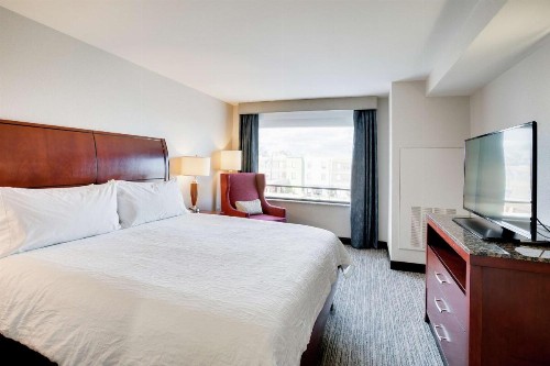 Hilton Garden Inn Milwaukee Airport - image 23