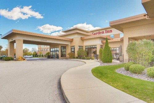 Hilton Garden Inn Milwaukee Airport - image 3