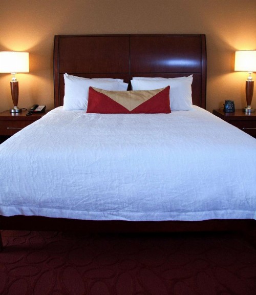 Hilton Garden Inn Milwaukee Airport - image 32