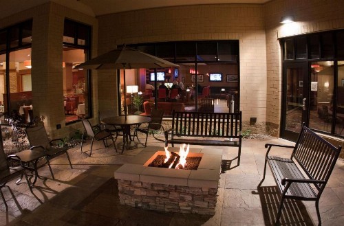 Hilton Garden Inn Milwaukee Airport - image 5
