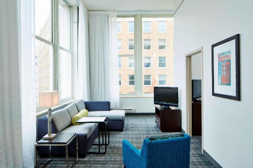 Residence Inn Milwaukee Downtown - image 5