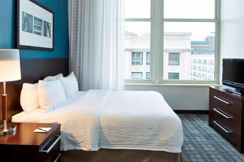 Residence Inn Milwaukee Downtown - image 9