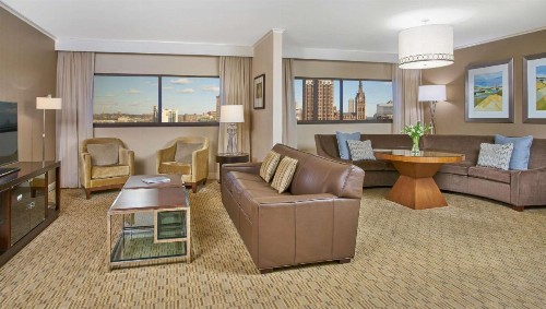Hyatt Regency Milwaukee - image 5
