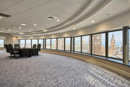 Hyatt Regency Milwaukee - image 6