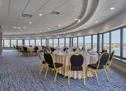 Hyatt Regency Milwaukee - image 7