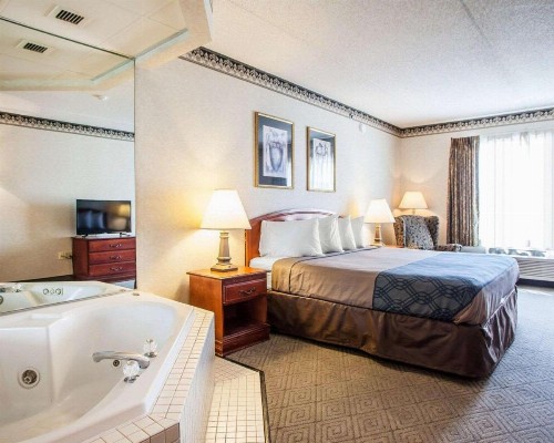 Rodeway Inn & Suites Milwaukee Airport - image 14