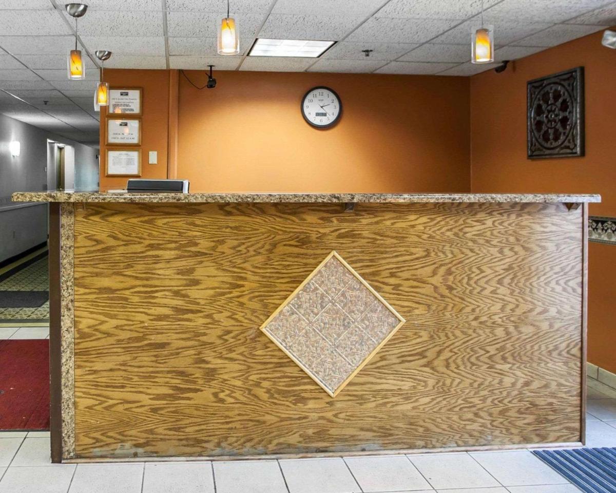 Rodeway Inn & Suites Milwaukee Airport - image 6