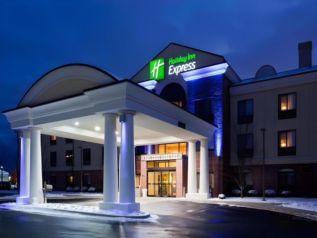 Holiday Inn Express Milwaukee N-Brown Deer/Mequon - main image