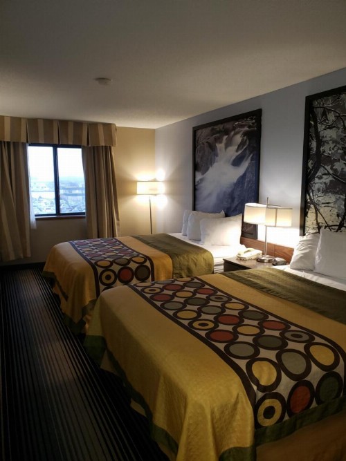 Super 8 by Wyndham Milwaukee Airport - image 39