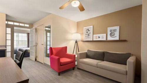 Country Inn & Suites by Radisson Milwaukee Airport WI - image 16