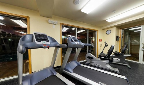 Country Inn & Suites by Radisson Milwaukee Airport WI - image 25