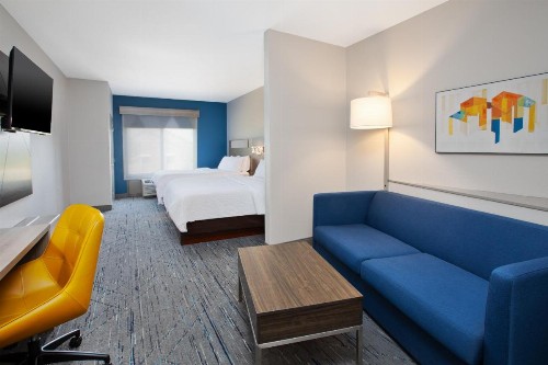 Comfort Suites Milwaukee Park Place - image 26