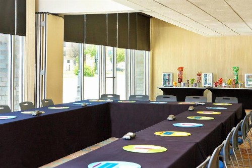aloft Hotel Milwaukee Downtown - image 41
