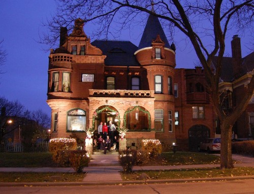 Schuster Mansion Bed & Breakfast - image 10