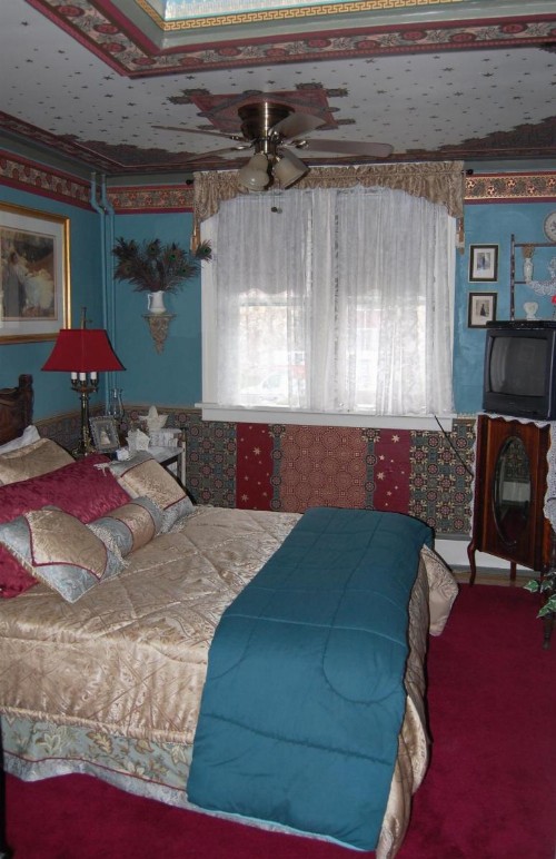 Schuster Mansion Bed & Breakfast - image 14