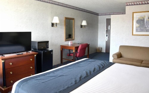 Travelodge by Wyndham Milwaukee - image 39