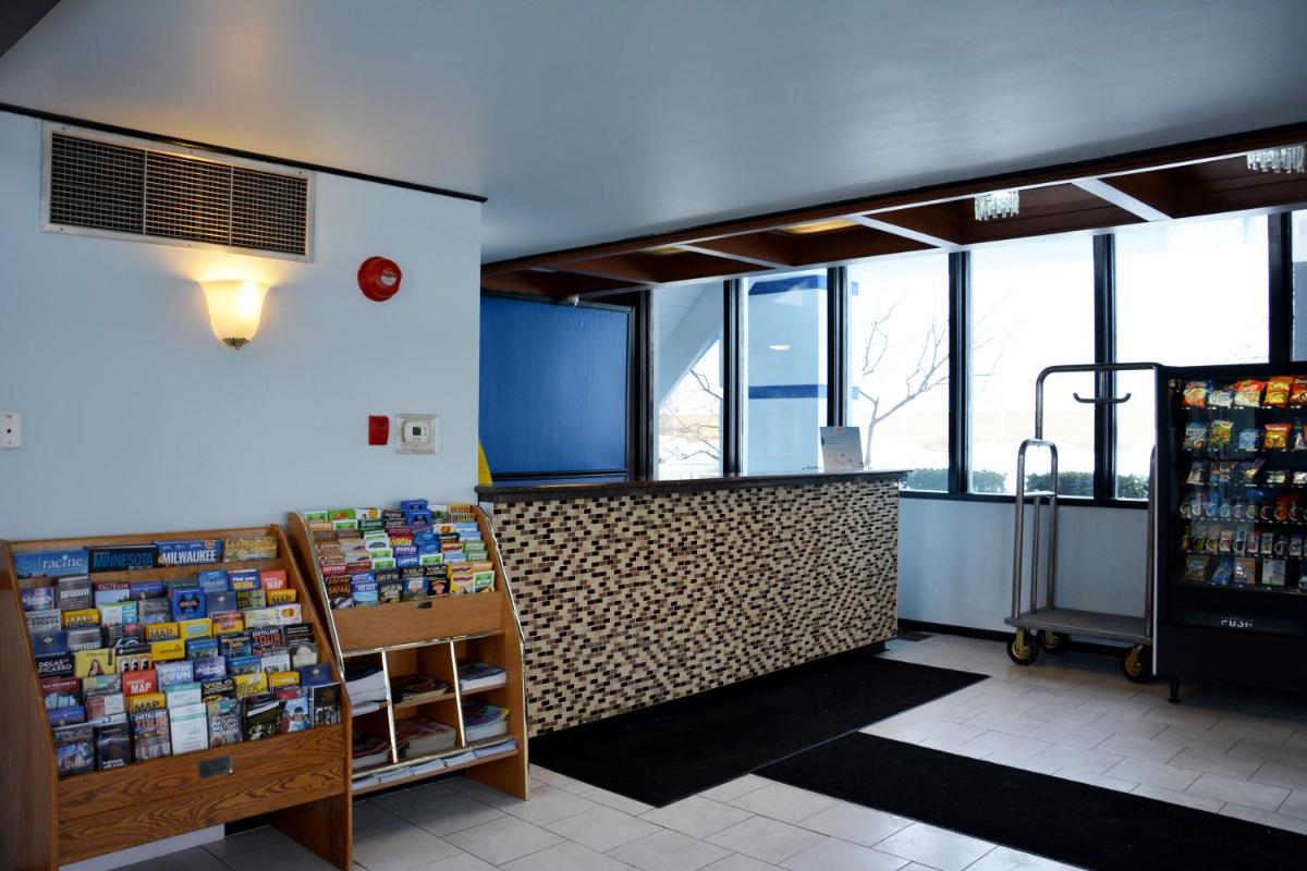 Travelodge by Wyndham Milwaukee - image 6