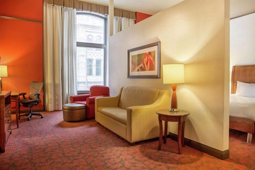 Hilton Garden Inn Milwaukee Downtown - image 25