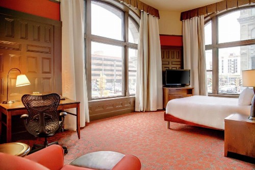Hilton Garden Inn Milwaukee Downtown - image 29