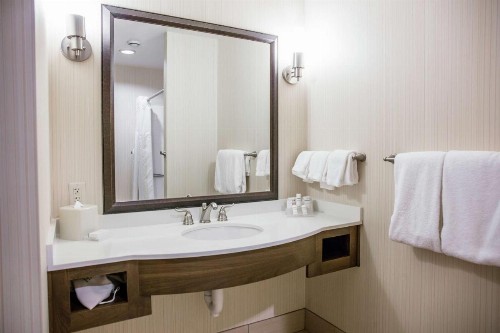 Hilton Garden Inn Milwaukee Downtown - image 43