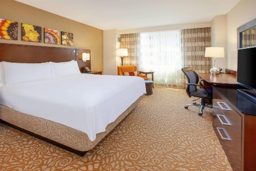 Milwaukee Marriott Downtown - image 18