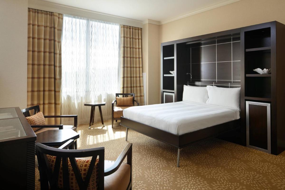 Milwaukee Marriott Downtown - image 5