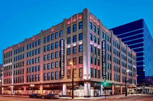 SpringHill Suites by Marriott Milwaukee Downtown - image 1
