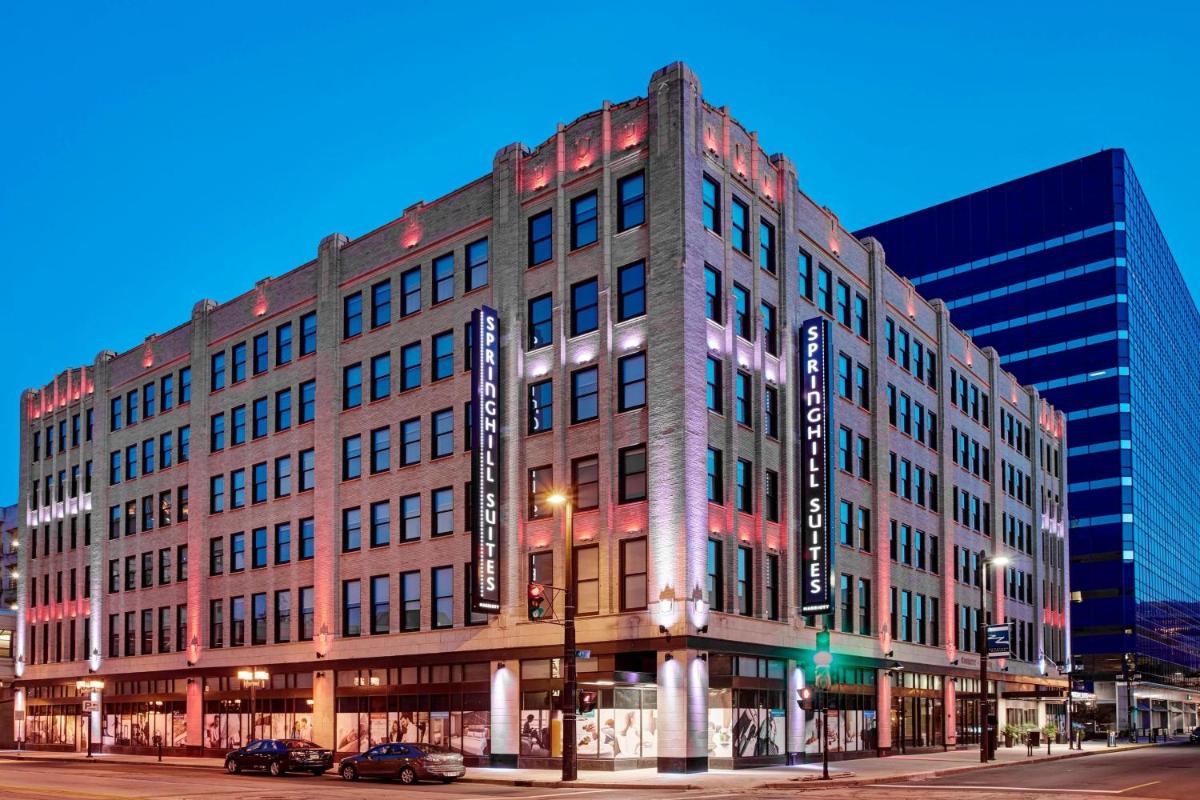 SpringHill Suites by Marriott Milwaukee Downtown - main image