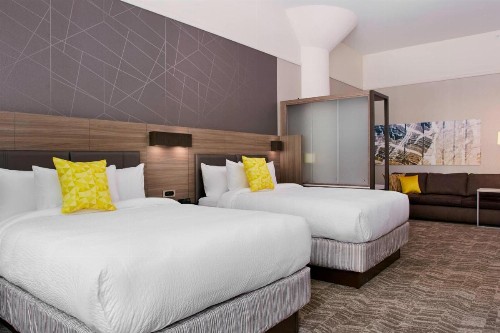 SpringHill Suites by Marriott Milwaukee Downtown - image 11
