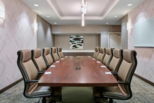 SpringHill Suites by Marriott Milwaukee Downtown - image 30