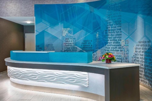 SpringHill Suites by Marriott Milwaukee Downtown - image 4
