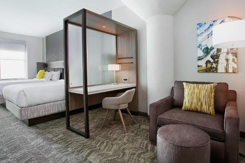 SpringHill Suites by Marriott Milwaukee Downtown - image 8