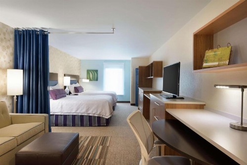 Home2 Suites by Hilton Milwaukee Airport - image 10
