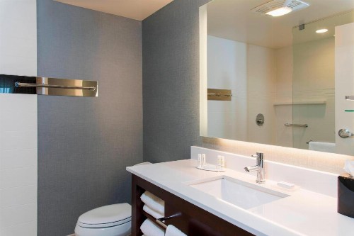 Residence Inn by Marriott Milwaukee West - image 12