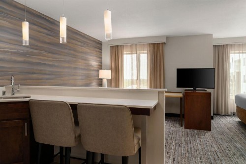 Residence Inn by Marriott Milwaukee West - image 14