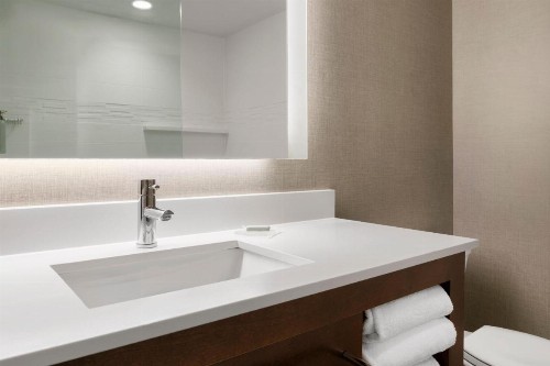 Residence Inn by Marriott Milwaukee West - image 33