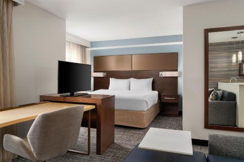 Residence Inn by Marriott Milwaukee West - image 36